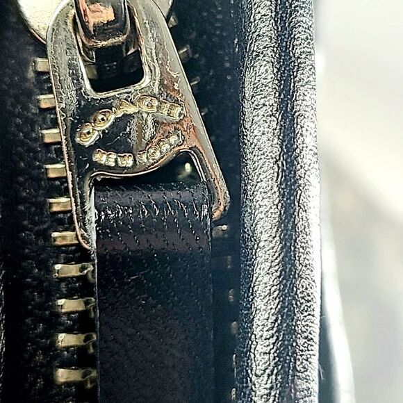 Coach Leather Shoulder Bag - Picture 6 of 6